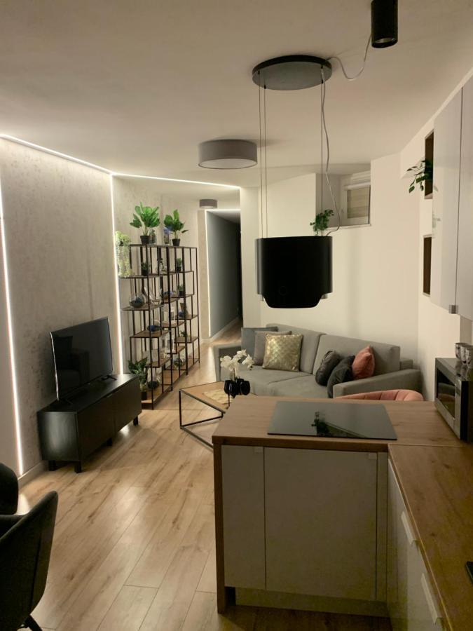 Moderno Apartament Krasków Exterior foto