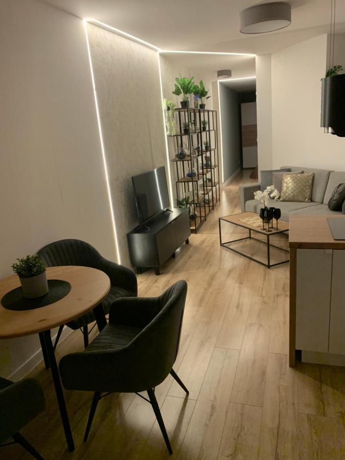 Moderno Apartament Krasków Exterior foto